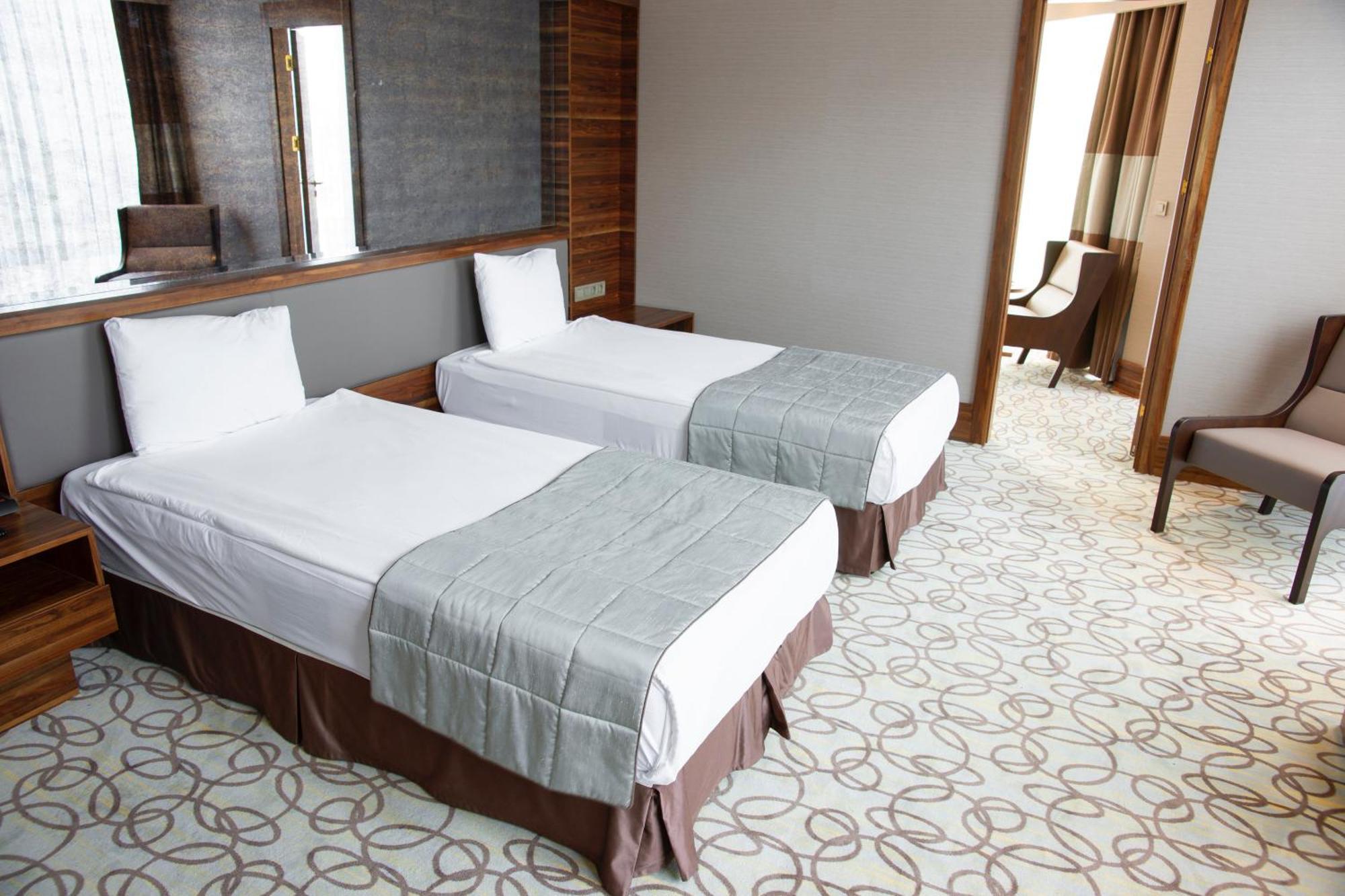 Plazzo Prime Plaza At Delhi Airport Bed & Breakfast Yeni Delhi Dış mekan fotoğraf